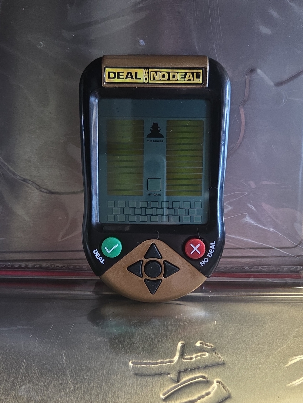 DEAL NO DEAL Handheld Electronic Game - Black and Gold
